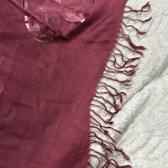 Beautiful Pashmina cashmere (70%) blend wrap / shawl embroidered, sequins - Picture 6 of 6